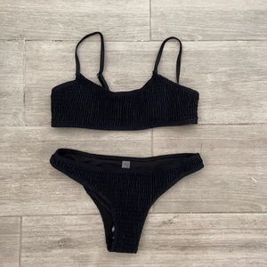 Black bikini set